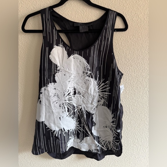 miss wu Tops - Chic Black and White Floral Women's Silk Tank Top. New